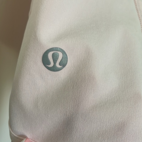 Lululemon Track That Mid-Rise Lined Short 5" Strawberry Milkshake - Picture 6 of 7